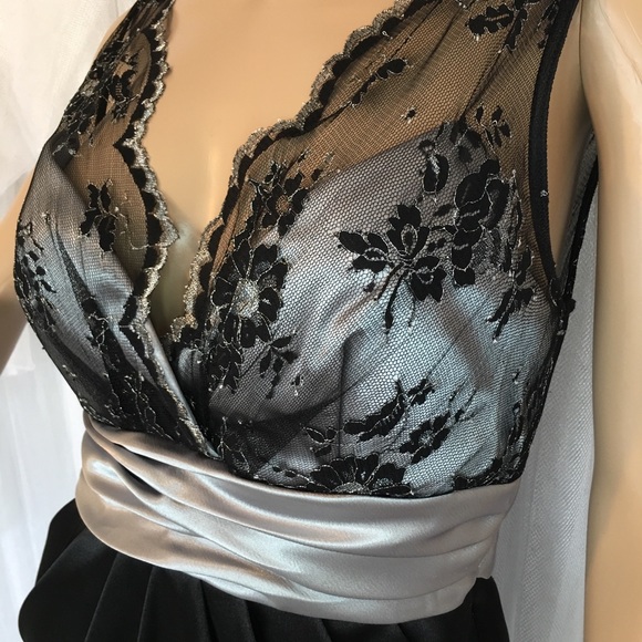 Windsor Black/Silver Dress - Picture 3 of 6